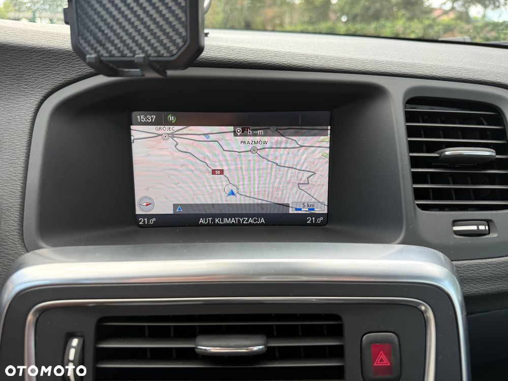 Volvo S60 D3 Momentum - 28