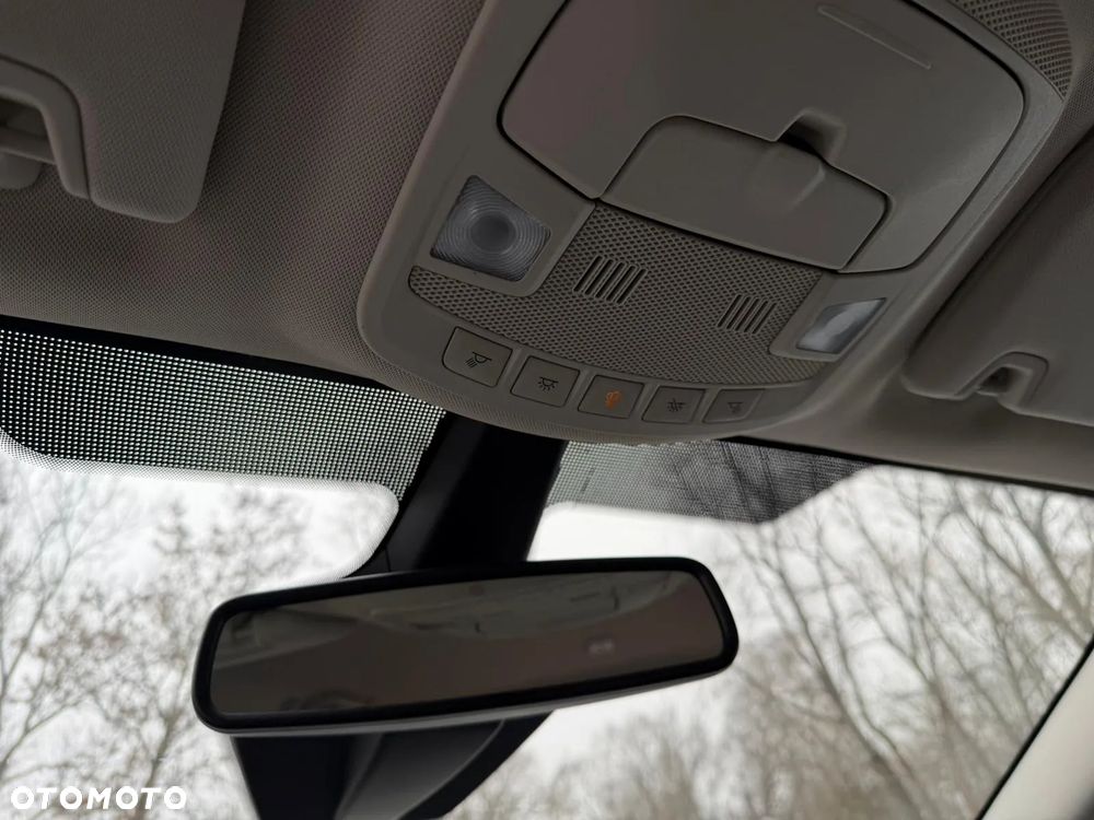 Ford S-Max 2.0 TDCi Titanium PowerShift - 27