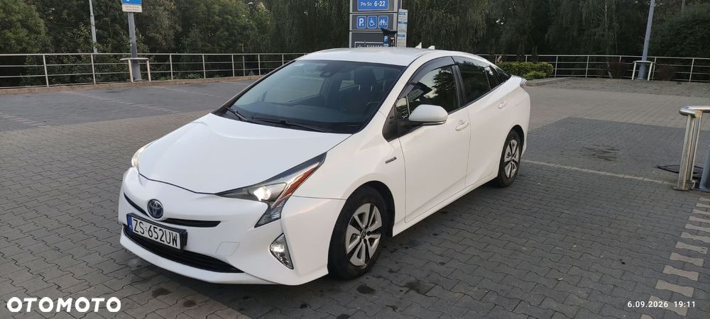 Toyota Prius 1.8 Hybrid Active - 10