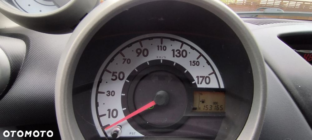 Peugeot 107 - 16