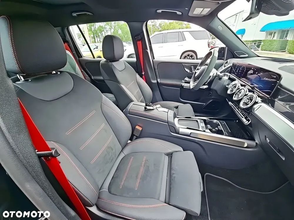 Mercedes-Benz GLB AMG 35 4Matic AMG Speedshift DCT 8G - 7