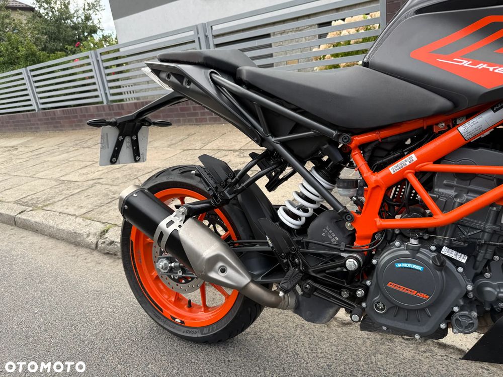 KTM Duke 125 - 20