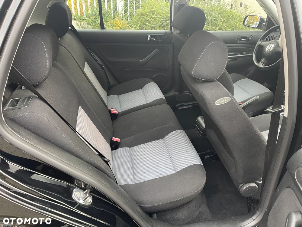 Volkswagen Golf IV 1.4 16V Comfortline - 23