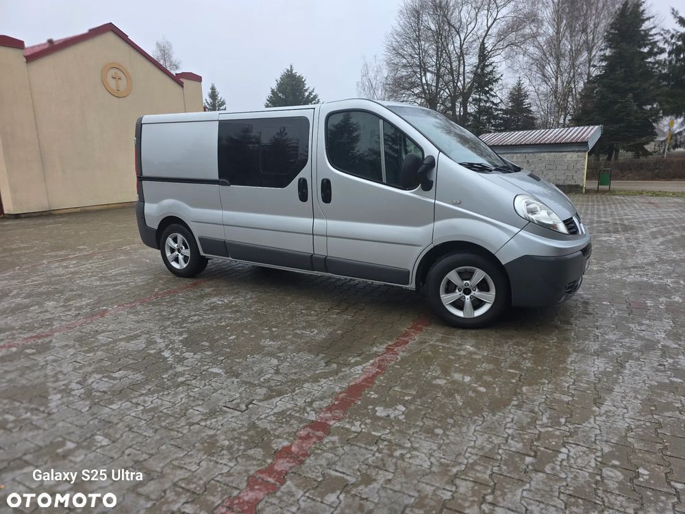 Renault Trafic - 15
