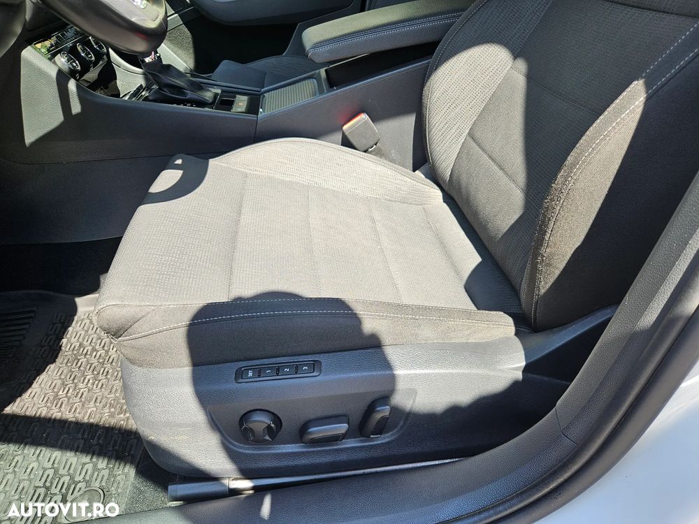 Skoda Superb 2.0 TDI DSG Ambition - 15