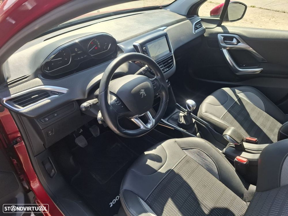 Peugeot 2008 1.6 BlueHDi Allure - 20