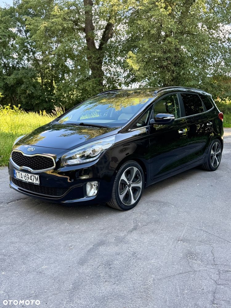 Kia Carens 1.7 CRDi L 7os - 8