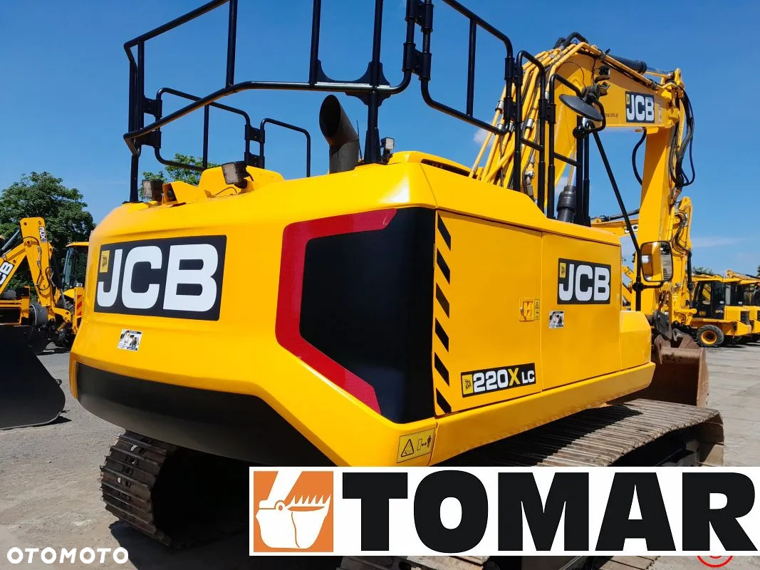 JCB 220X - 16