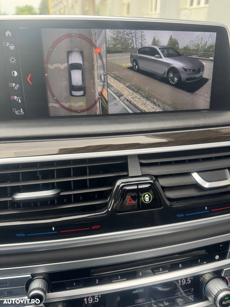 BMW Seria 7 730Ld xDrive - 21