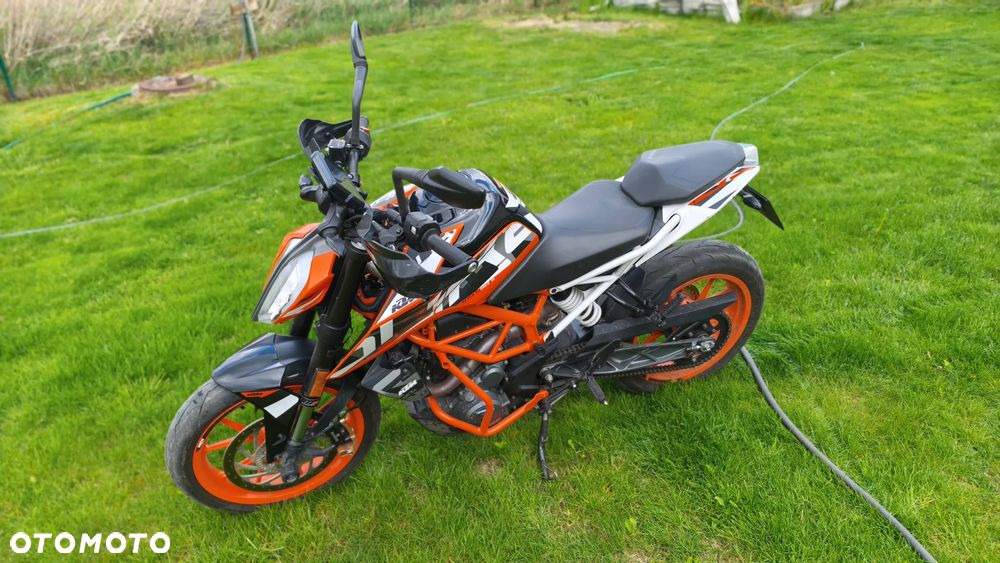 KTM Duke 390 - 1