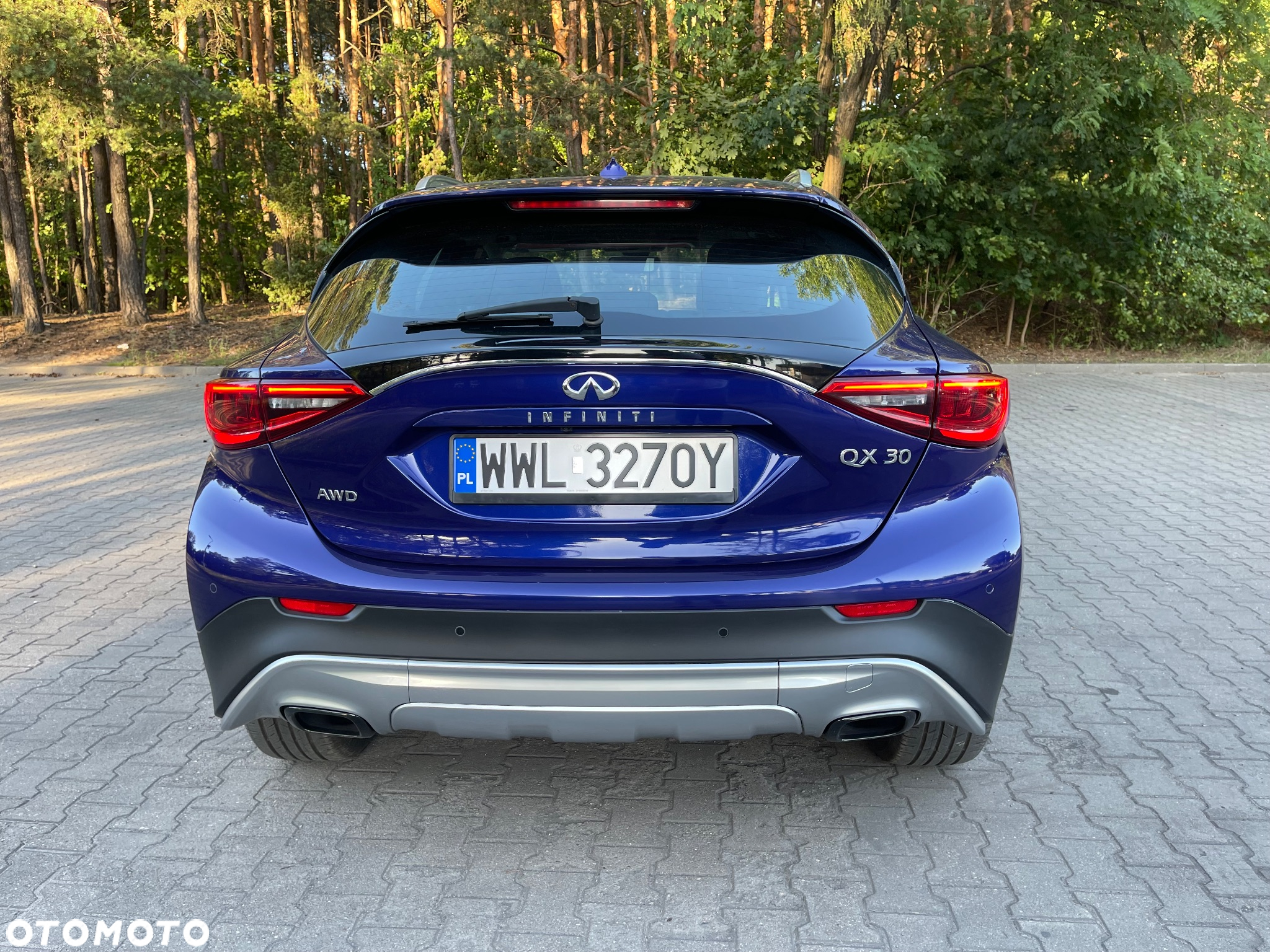 Infiniti QX - 9