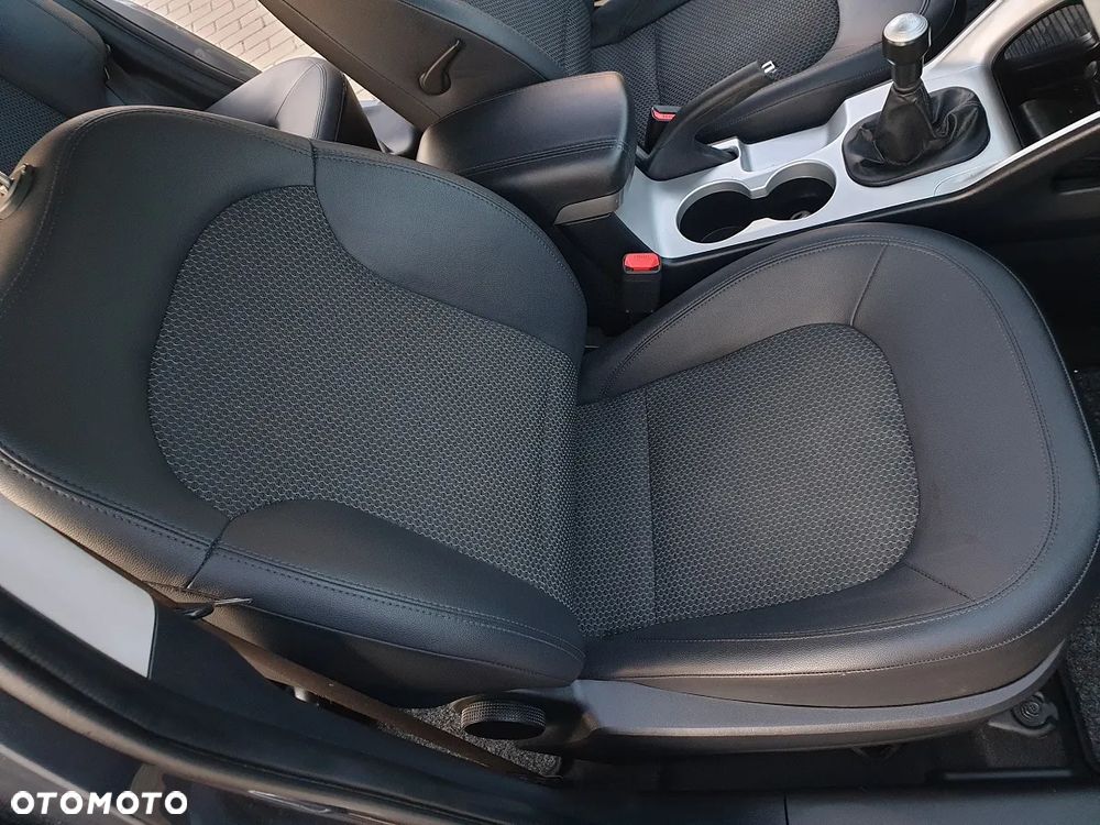 Hyundai ix35 2.0 2WD Comfort - 26