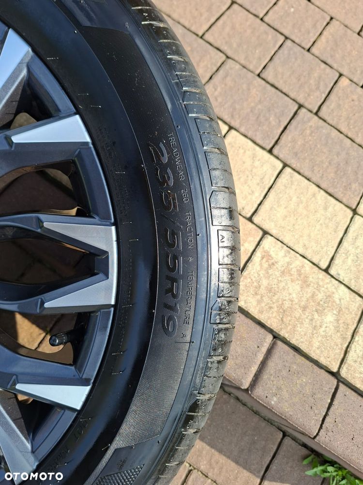 Kpl oryginalnych felg z oponą do Nissan - 16