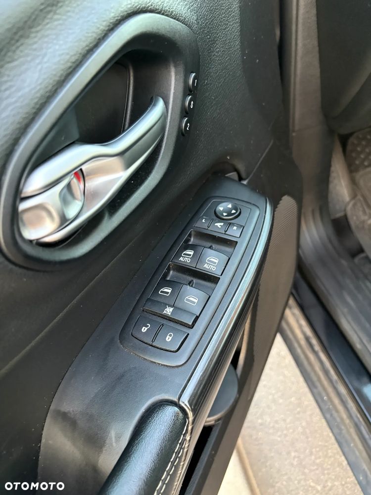 Jeep Cherokee 2.0 MJD Active Drive I Limited - 17