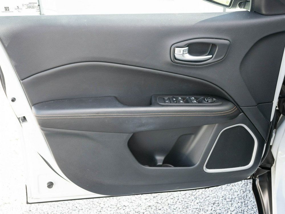 Jeep Compass 1.3 TMair Limited FWD S&S DDCT - 10