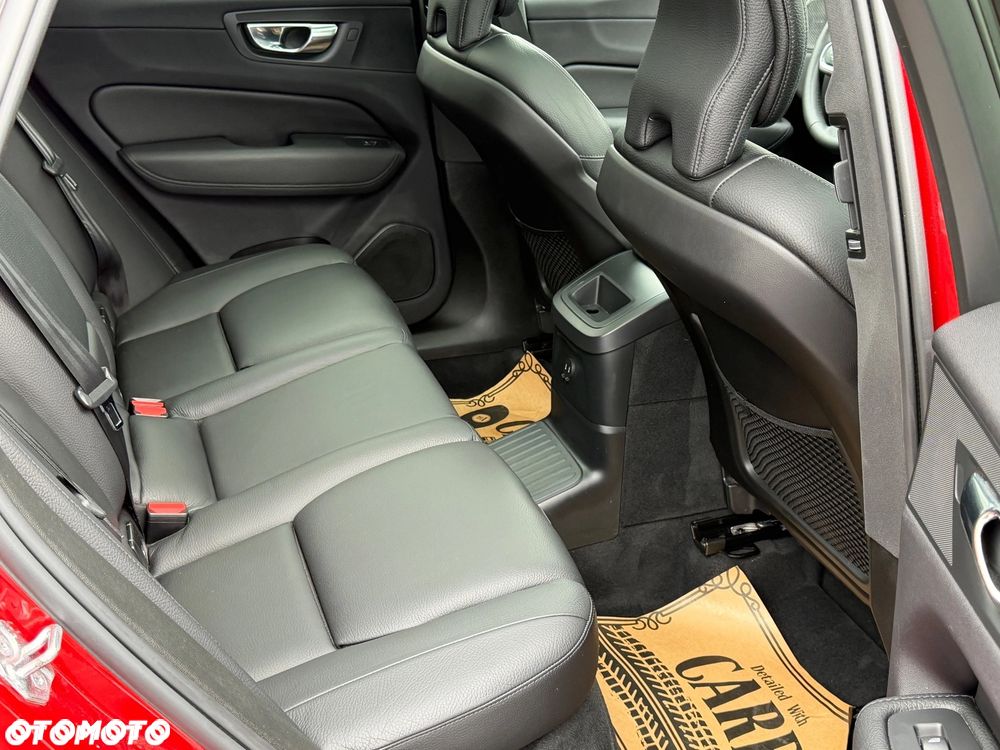 Volvo XC 60 T6 Plug-In Hybrid AWD Inscription - 22