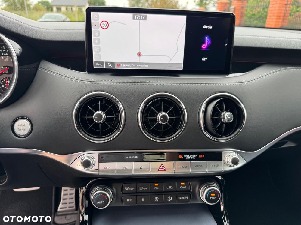 Kia Stinger 3.3 T-GDI V6 GT Prestige Line AWD - 16