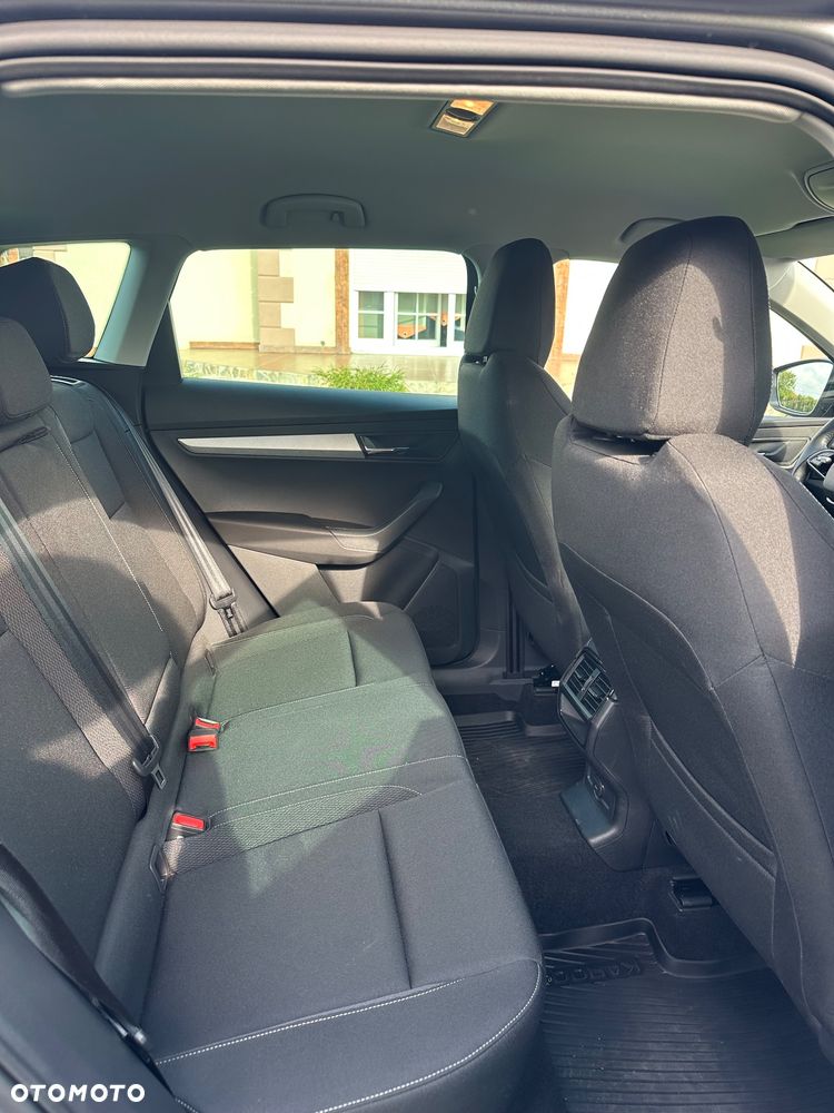 Skoda Karoq 1.5 TSI ACT Selection DSG - 19