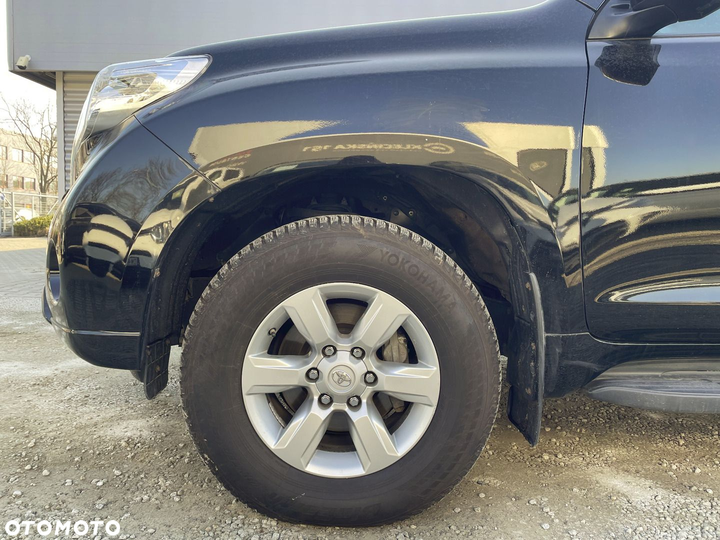 Toyota Land Cruiser - 21