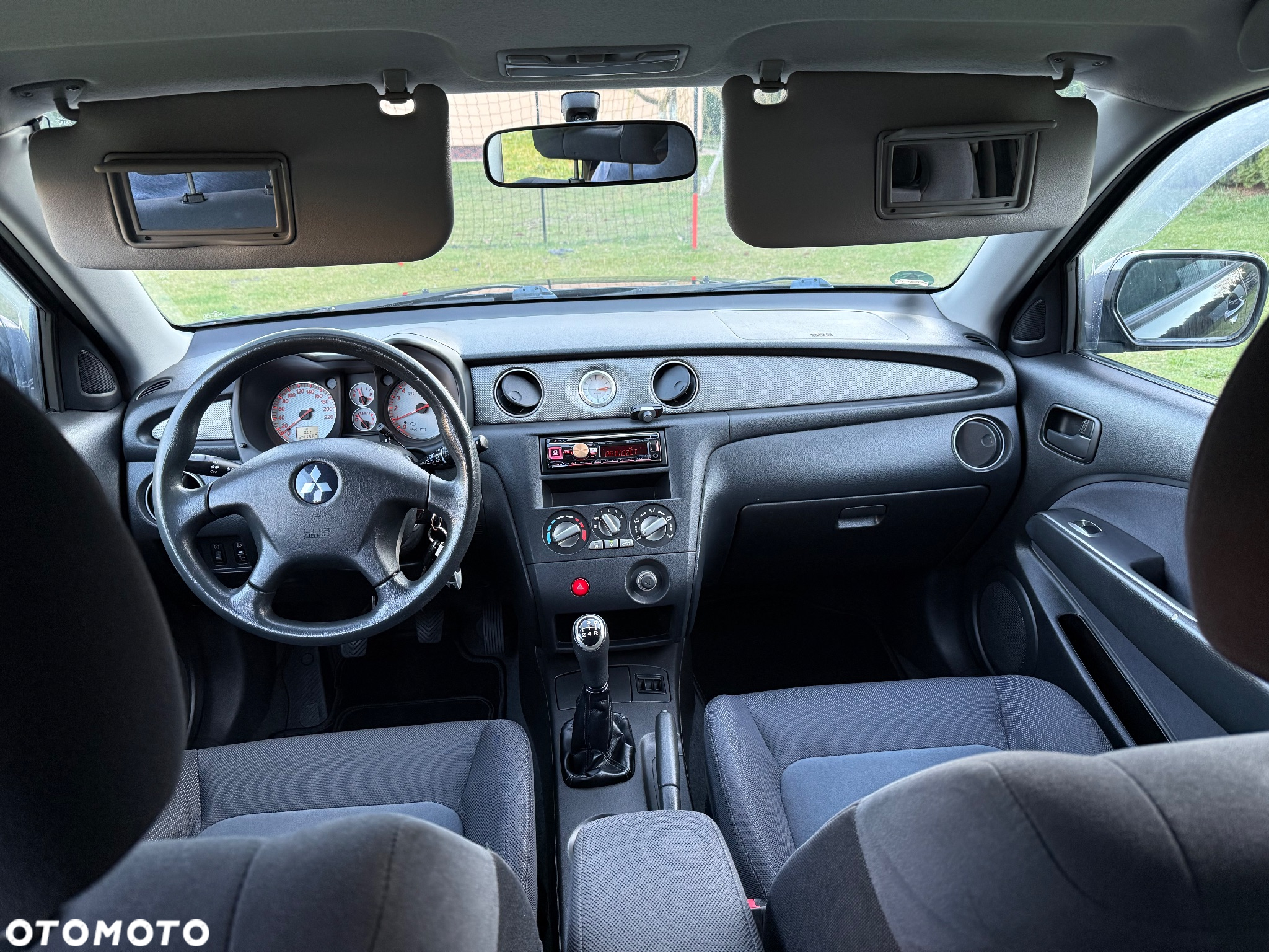 Mitsubishi Outlander 2.0 Comfort - 14