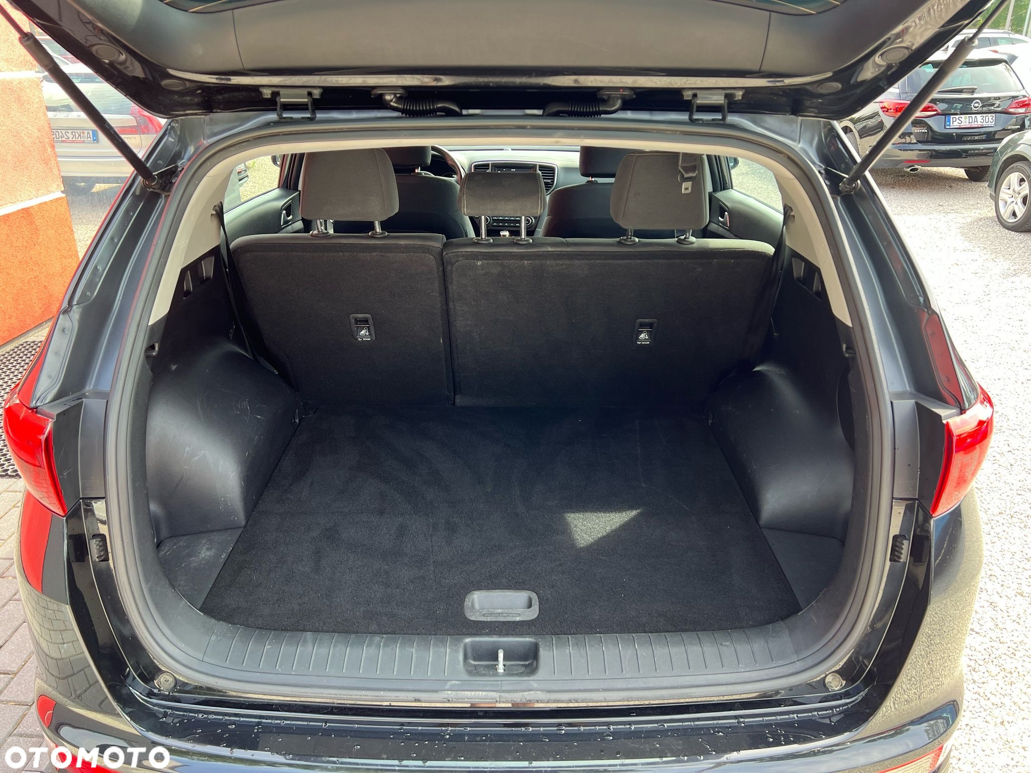 Kia Sportage 1.6 GDI 2WD DREAM-TEAM EDITION - 24