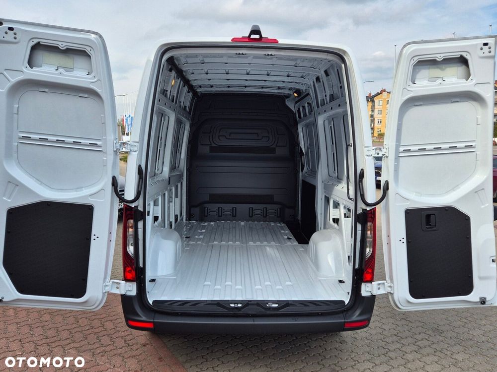 Mercedes-Benz Sprinter Sprinter - 12