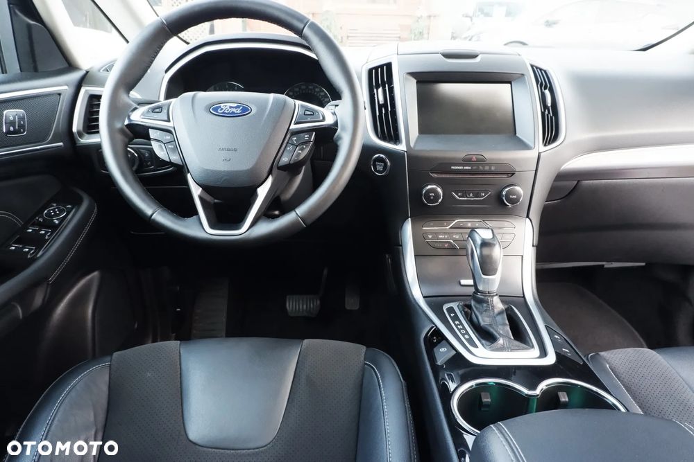 Ford S-Max 2.0 TDCi 4WD Titanium PowerShift - 15