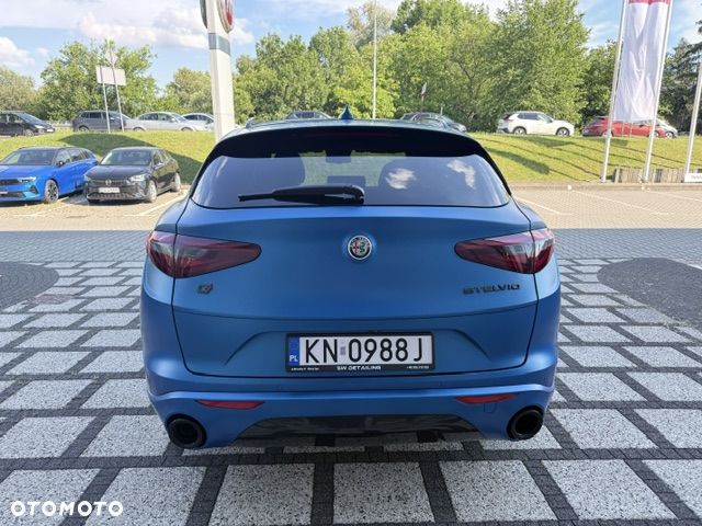 Alfa Romeo Stelvio 2.0 Turbo Veloce Q4 - 4