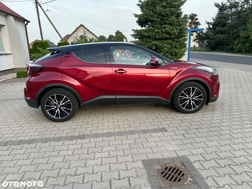 Toyota C-HR 1.8 Hybrid Neon Lime powered by JBL - 3