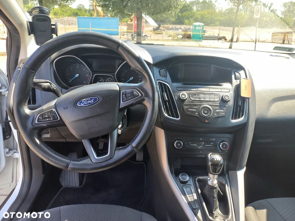Ford Focus 1.5 TDCi Trend Sport - 8