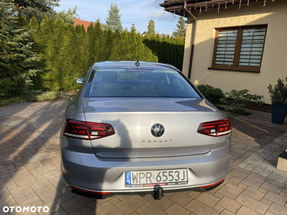 Volkswagen Passat 2.0 TSI Business DSG - 15
