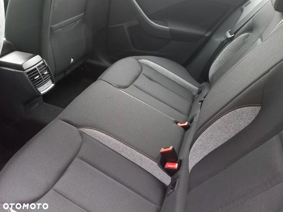 Skoda Kamiq 1.0 TSI Drive - 10