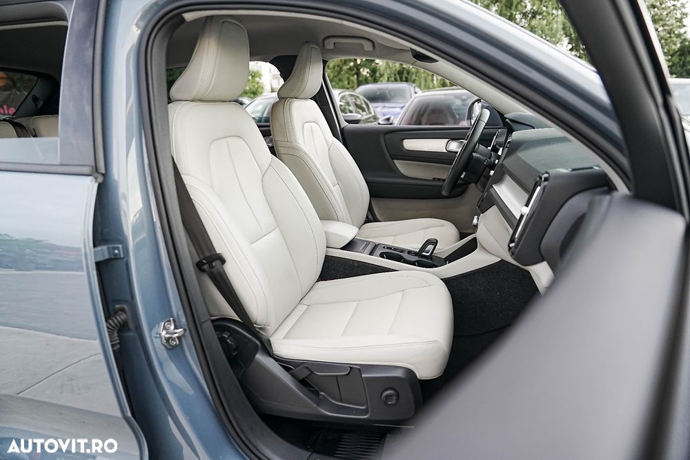 Volvo XC 40 B4 B DKG Momentum Pro - 18