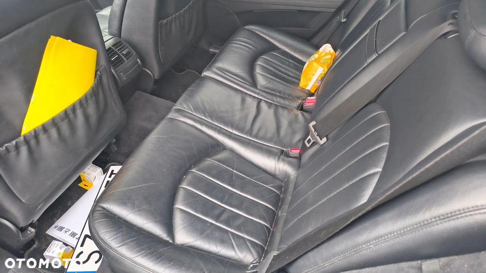 Mercedes-Benz Klasa E - 13