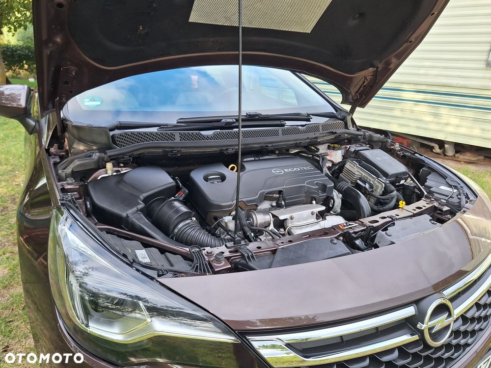 Opel Astra 1.4 Turbo Innovation - 11