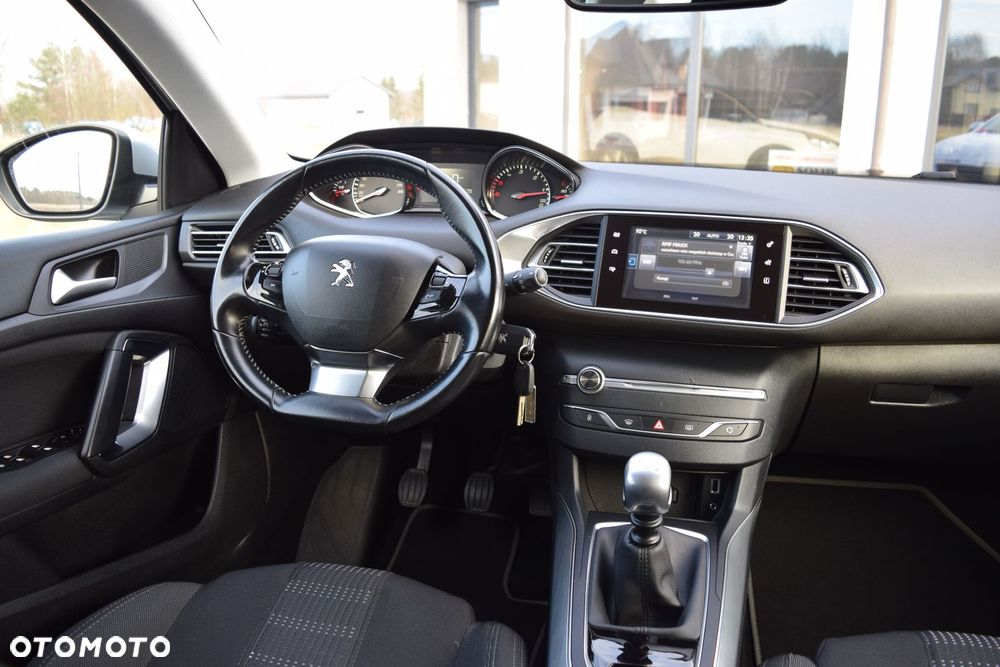 Peugeot 308 BlueHDi FAP 150 Stop & Start Allure - 28