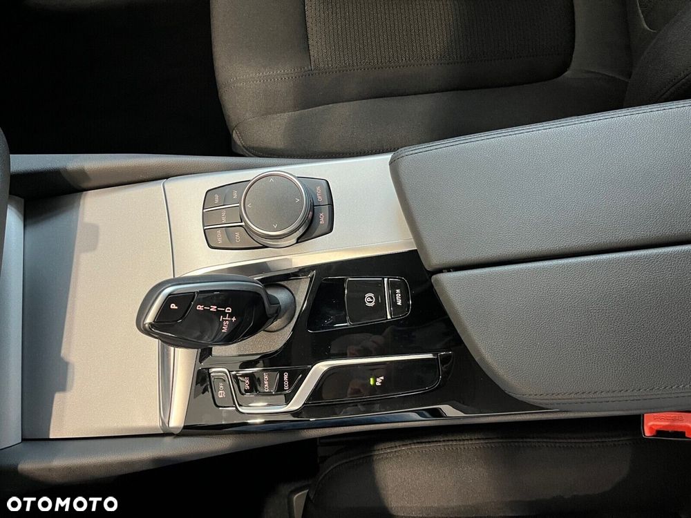 BMW Seria 5 - 36