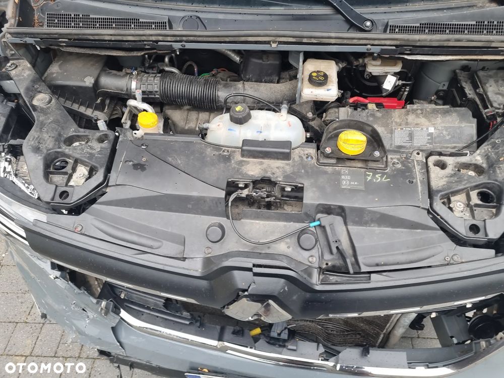 Renault Trafic - 19