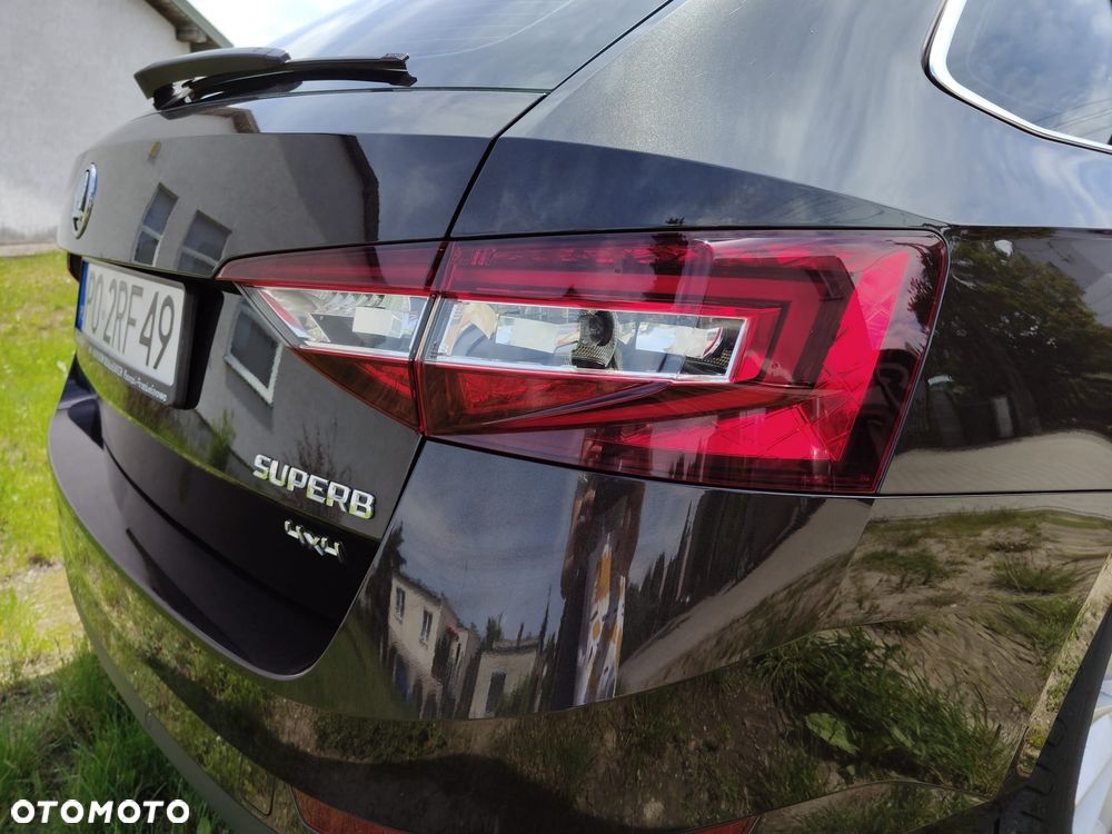 Skoda Superb 2.0 TDI 4x4 Style DSG - 5