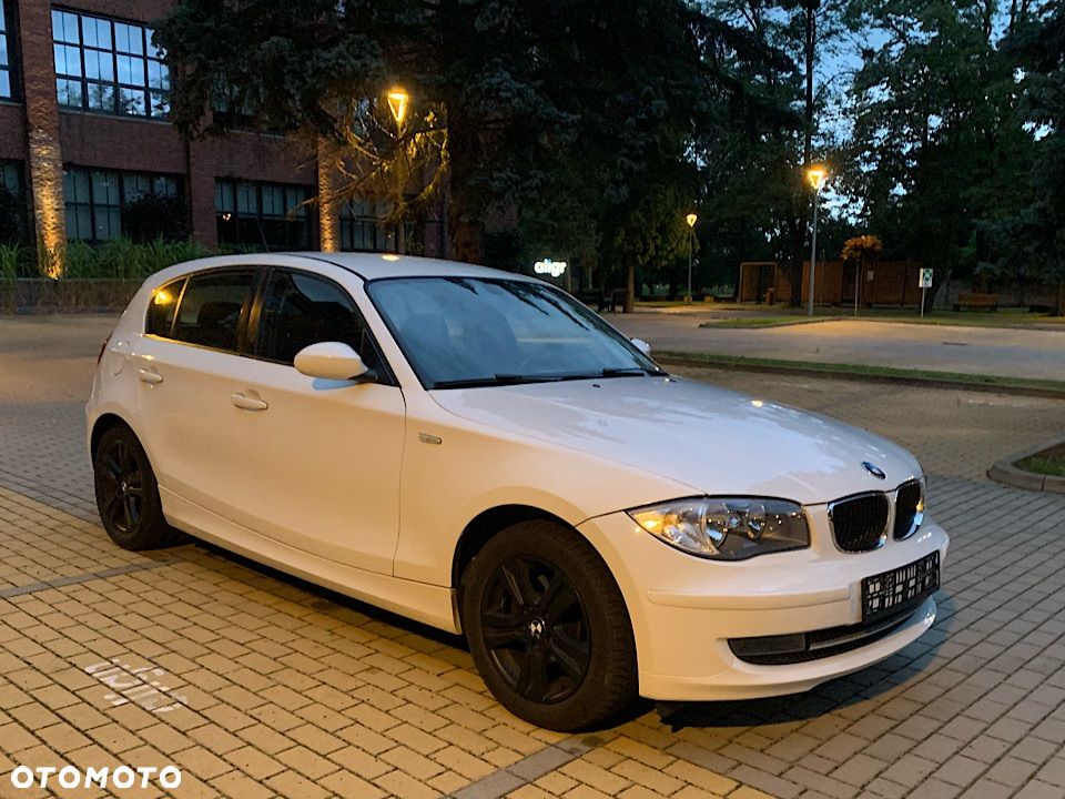 BMW Seria 1 - 22
