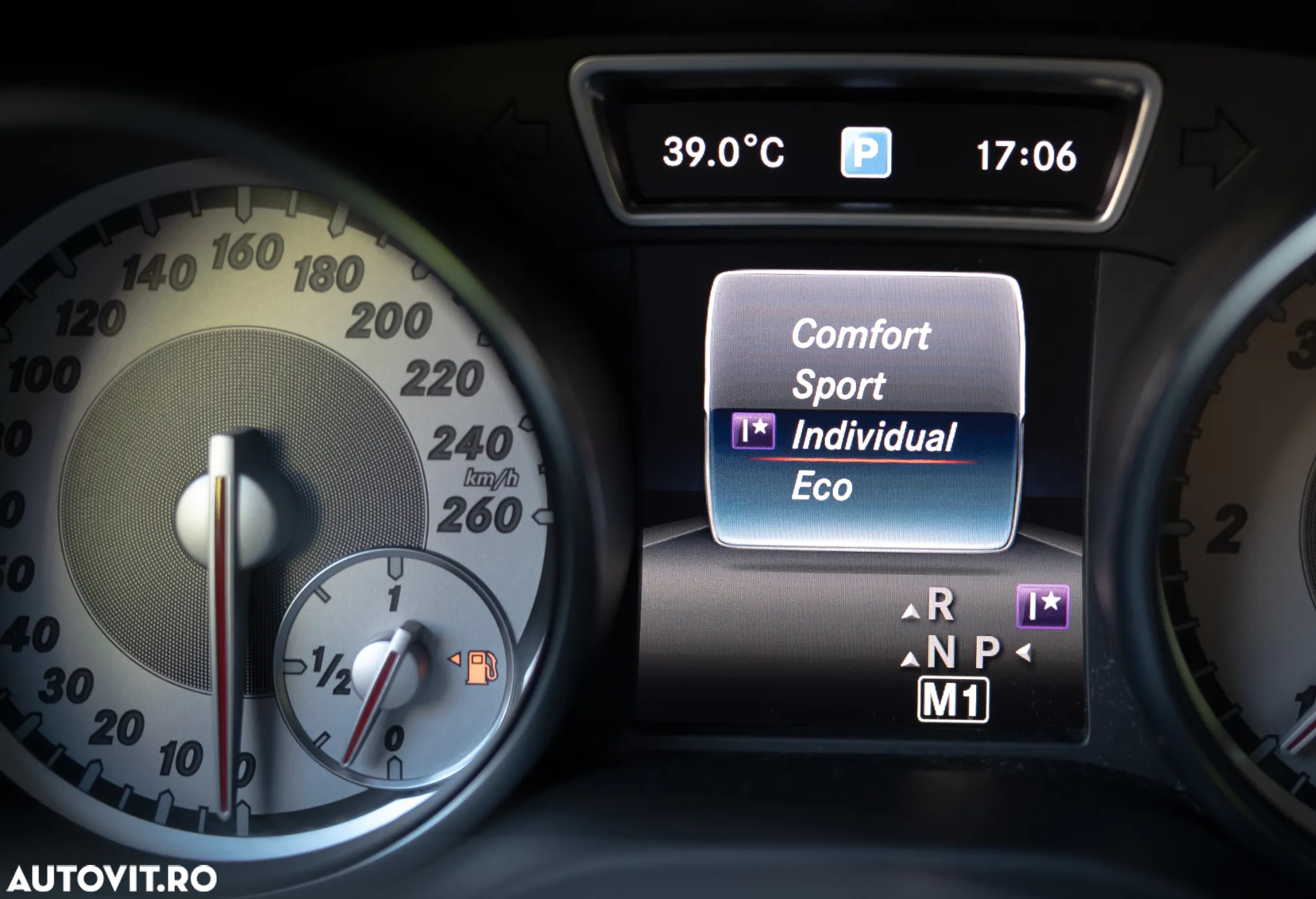 Mercedes-Benz GLA 220 d 7G-DCT UrbanStyle Edition - 19