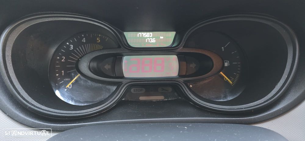 Renault TRAFIC 1.6 BITURBO - 13