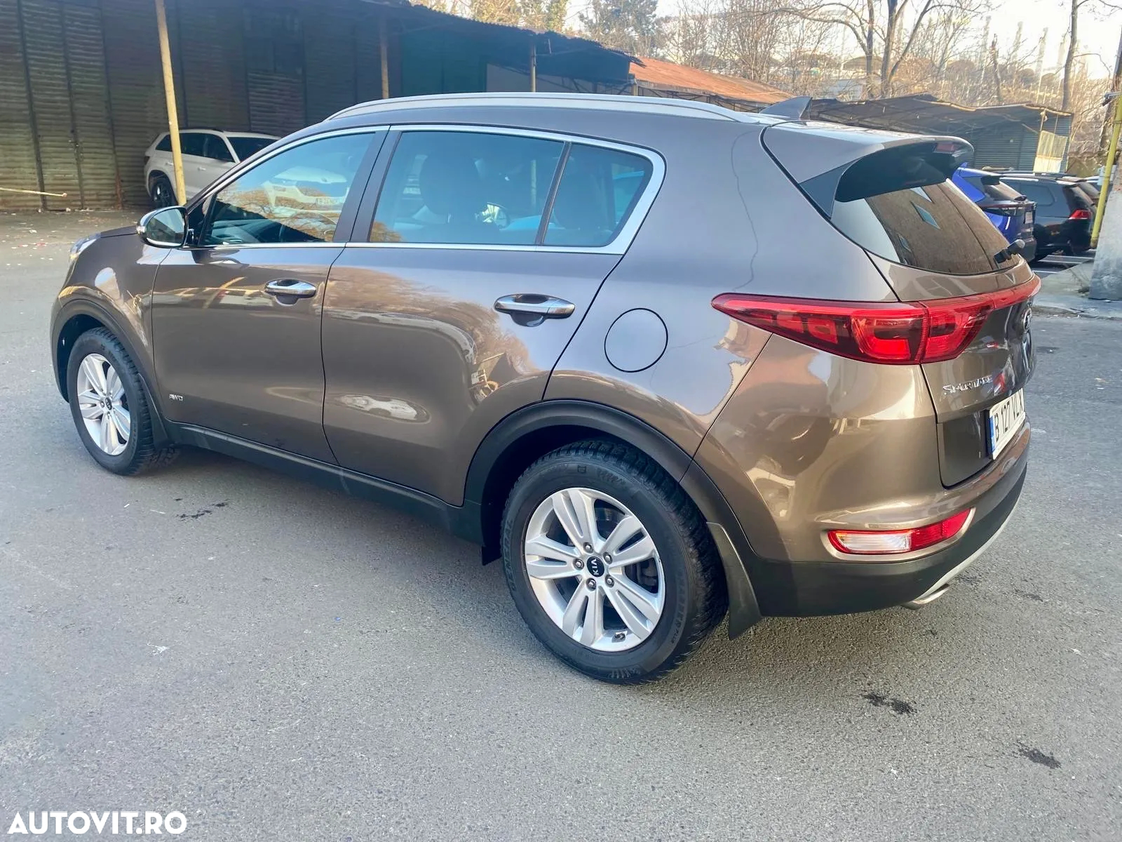 Kia Sportage 1.6 T-GDI 7DCT 4x4 Style - 9