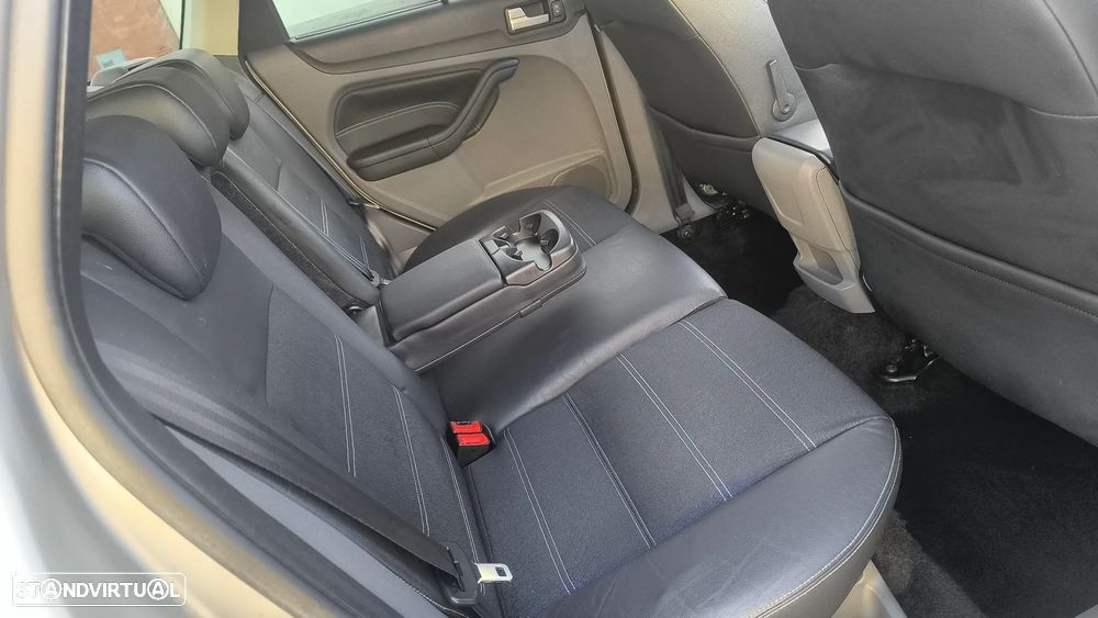 Ford Focus SW 1.6 TDCi Titanium 17 - 8