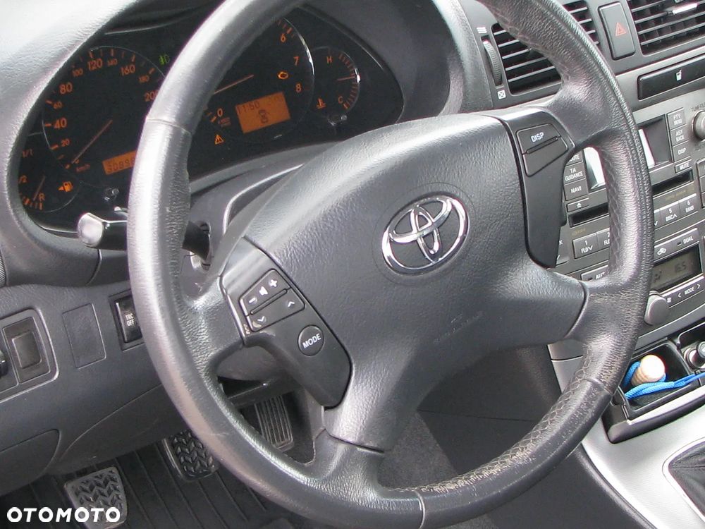 Toyota Avensis 2.0 VVT-i Executive - 15