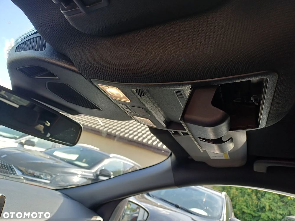 Ford Kuga 1.5 TDCi 2x4 ST-Line - 28