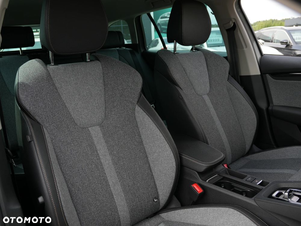 Skoda Octavia 2.0 TDI Edition 130 Selection DSG - 26