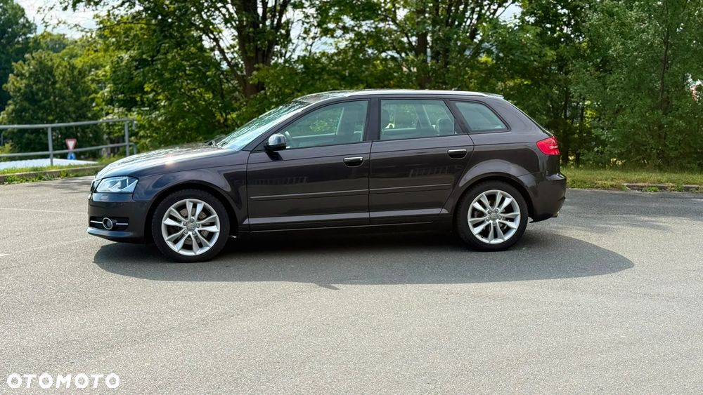 Audi A3 Sportback 2.0 TDI DPF quattro Ambiente - 3