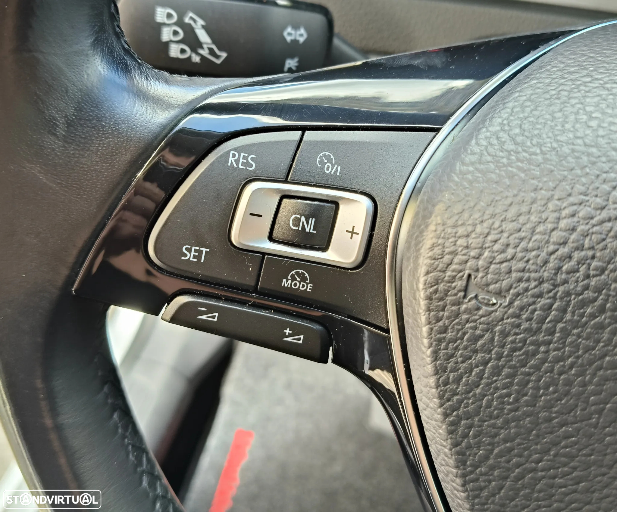 VW Golf Variant 1.6 TDi Sportline - 14