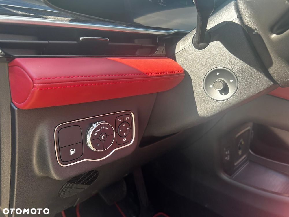 Omoda 9 1.5 Super Hybrid Exclusive AWD - 11